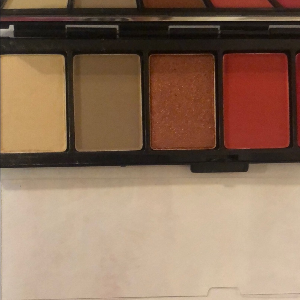 Mac eyeshadow - Picture 4 of 5